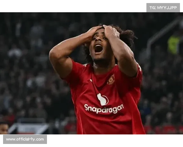 曼联新援谢什科双红会替补待命 阿莫林变阵成功引领球队逆袭