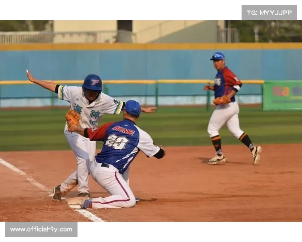 “熊猫杯”赛事直播超二十小时，多平台同步呈现垒球魅力